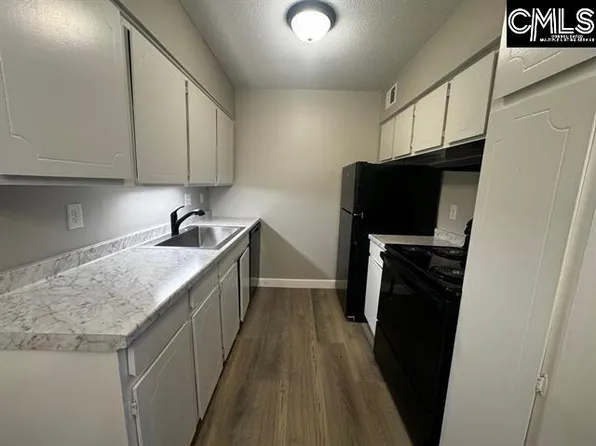 307 Menlo Dr, Columbia, SC 29210