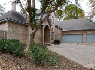 823 Elk Run Cir, Houston, TX 77079