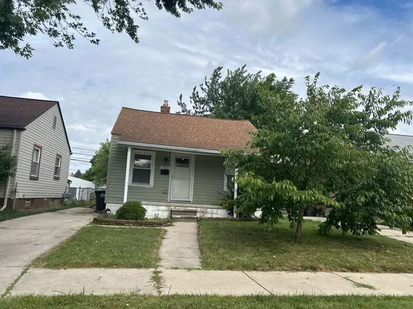 7511 Jackson St, Taylor, MI 48180