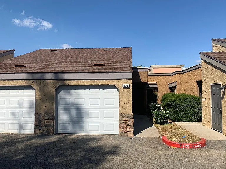 7178 N Fruit Ave #126 — Photo 1
