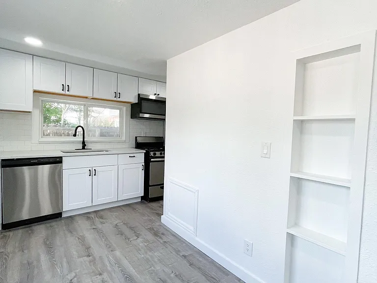342 S Lincoln St #2 — Photo 5