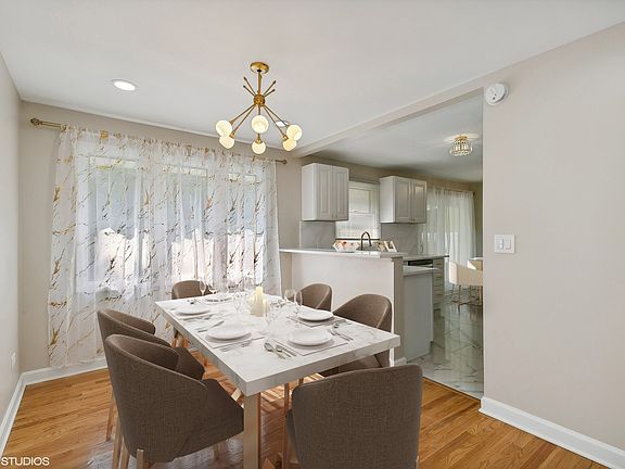 5th image of 17136 Cornell Ave