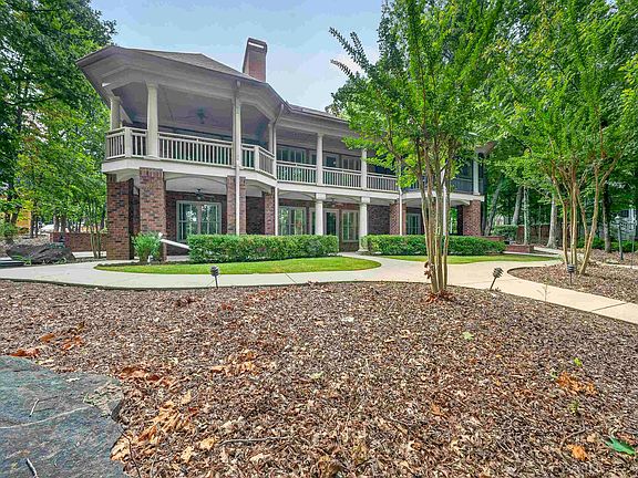 4th image of 229 Reynolds Dr