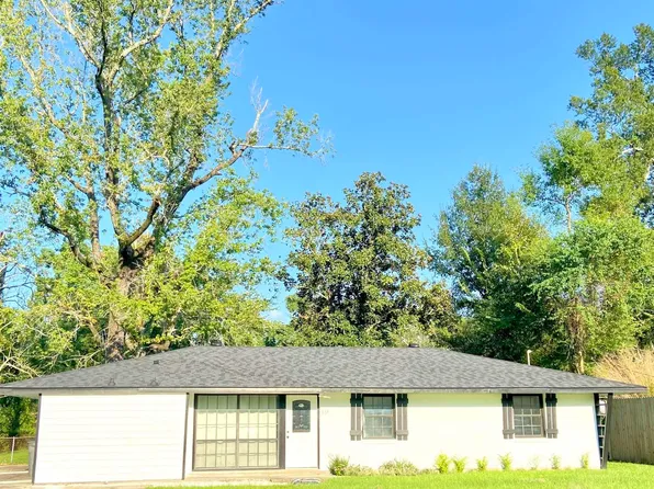 864 Harvey Dr, Baton Rouge, LA 70815
