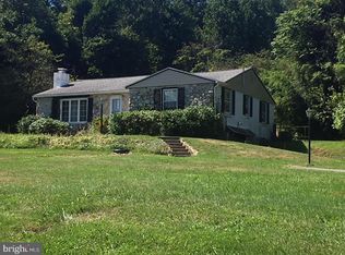 426 Hain Rd, Sinking Spring, PA 19608