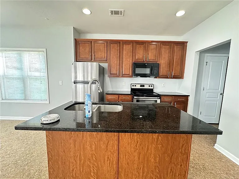1129 Ida Woods Ct — Photo 10