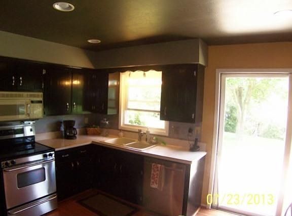 4th image of 714 Crestwood Dr