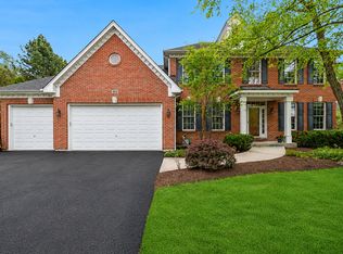 864 Wingfoot Dr, North Aurora, IL 60542