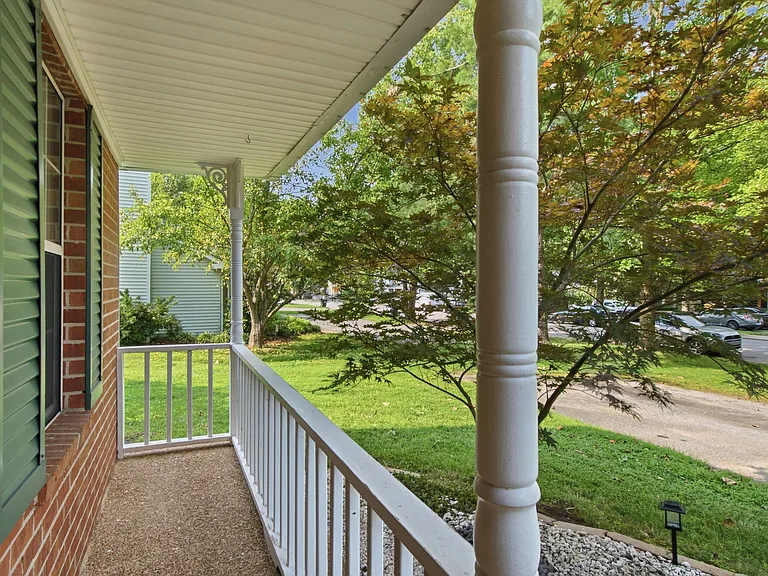 1236 Carriage Park Dr — Photo 6