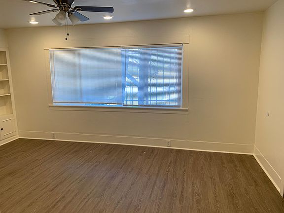 4th image of 1620 W 58th St