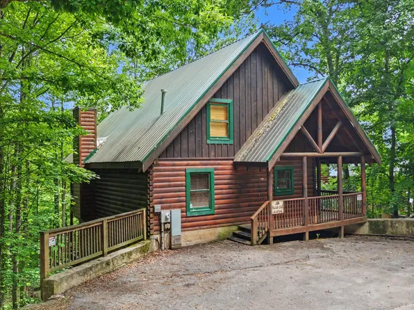 4414 Forest Vista Way, Pigeon Forge, TN 37863