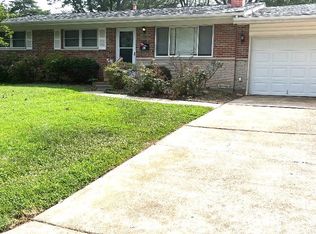 822 Teson Rd, Hazelwood, MO 63042