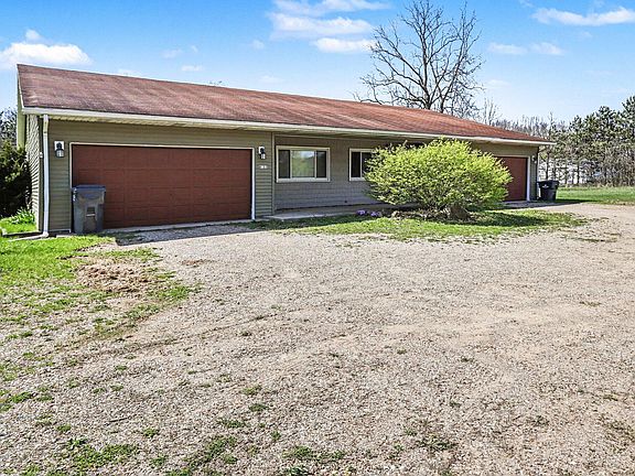 4th image of 8131-8133 Ravine Rd