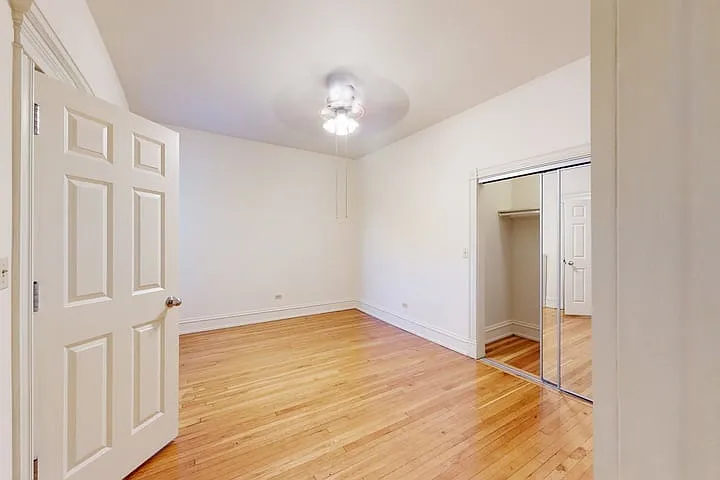 5533 S. Blackstone — Photo 21