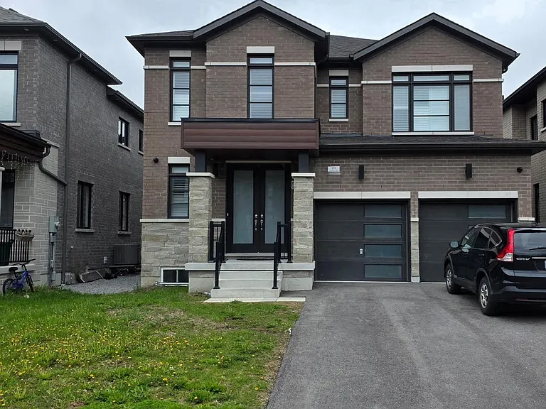 32 Fruitful Cres — Photo 1