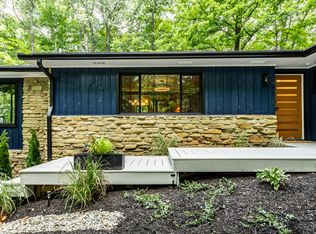 9220 Sandbury Rd, Indianapolis, IN 46256