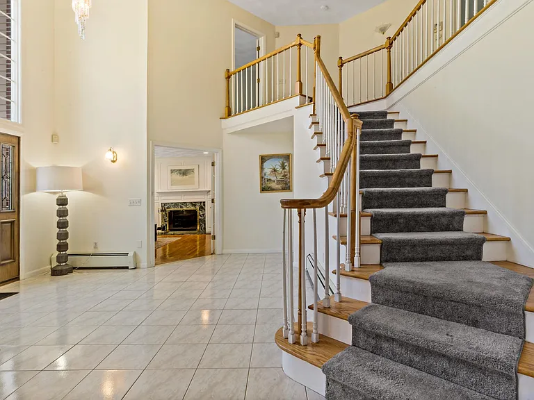 25 Dale Hill Dr — Photo 11
