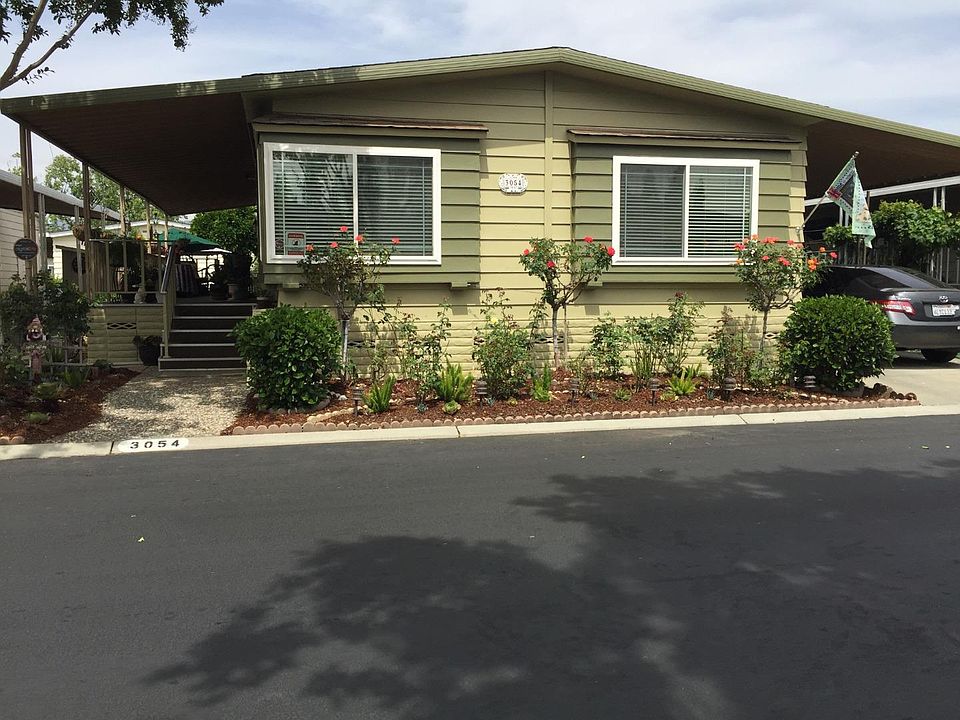 1st image of 3054 Oakbridge Dr #3054