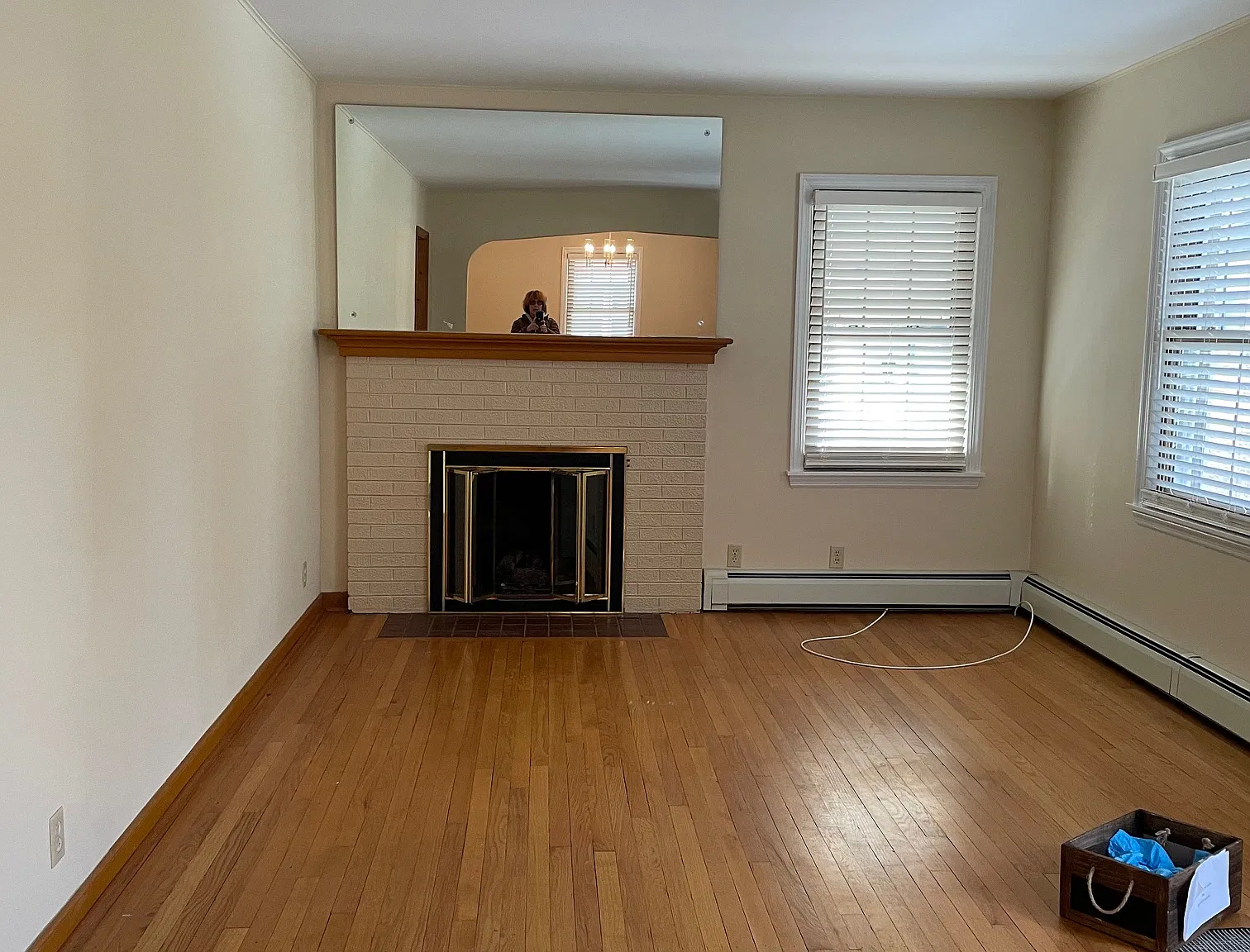 3 bed, 1.5 bath, 1425 sqft, $2,000 — Photo 2