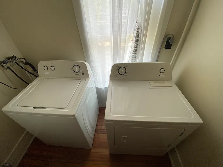 22 Walnut St — Photo 23