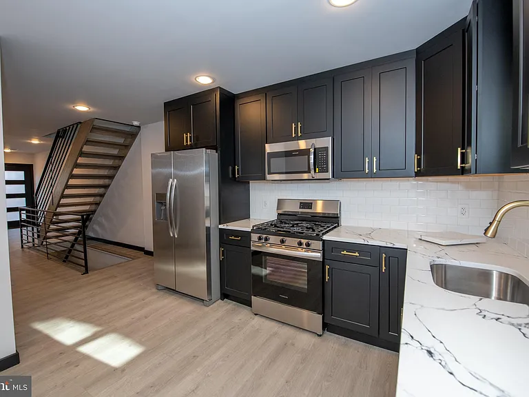 1512 S Beulah St — Photo 4