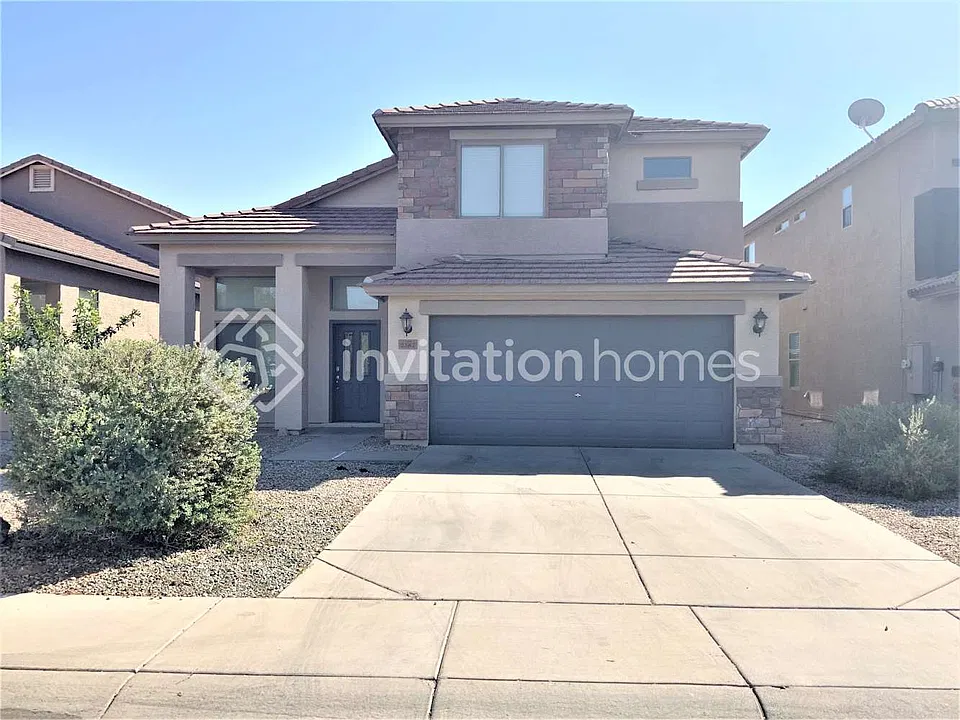 2187 W Vineyard Plains Dr