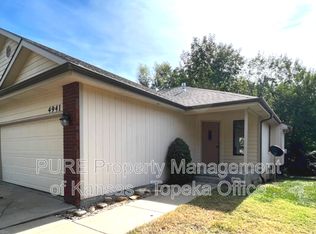 4941 SW 19th St, Topeka, KS 66604