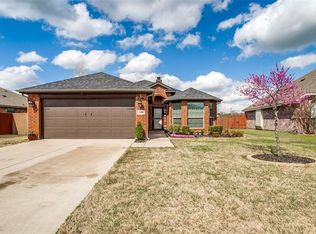 308 Fountain View Ln, Nevada, TX 75173