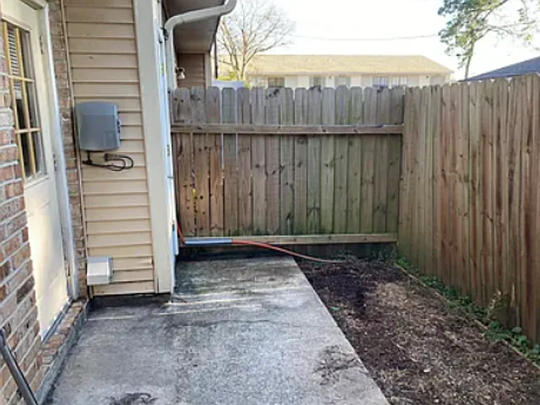 304 Rayburn St — Photo 8