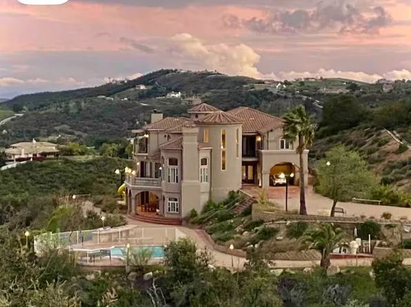 21000 Paseo Montana, Murrieta, CA 92562