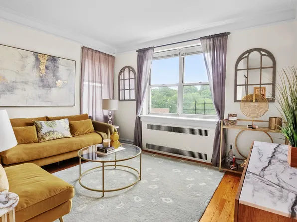 1 Bronxville Road Road #6M, Bronxville, NY 10708