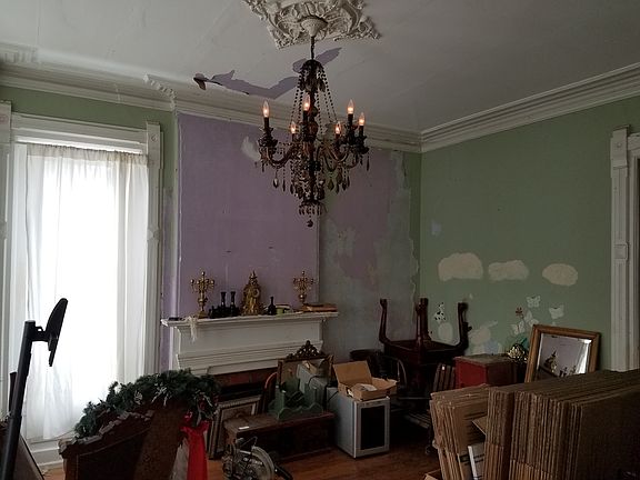 frt west parlor