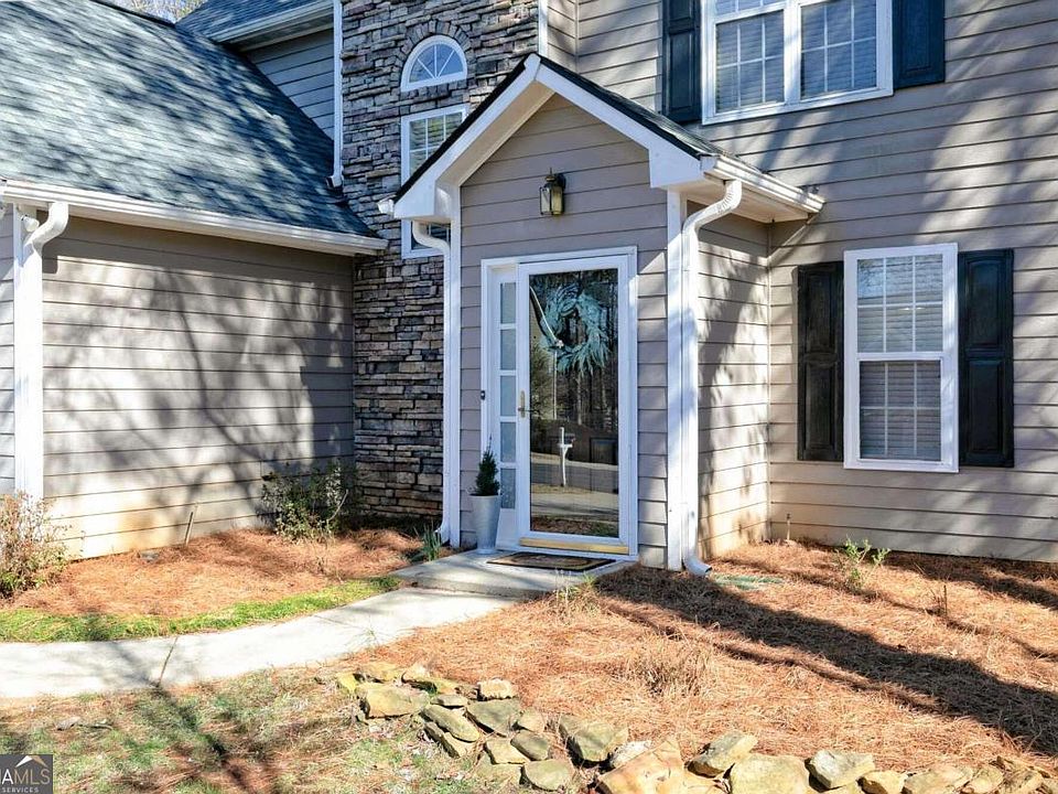 1st image of 3377 English Oaks Dr NW