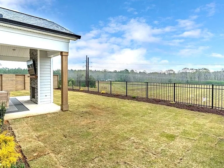 2322 High Bluff Loop — Photo 30