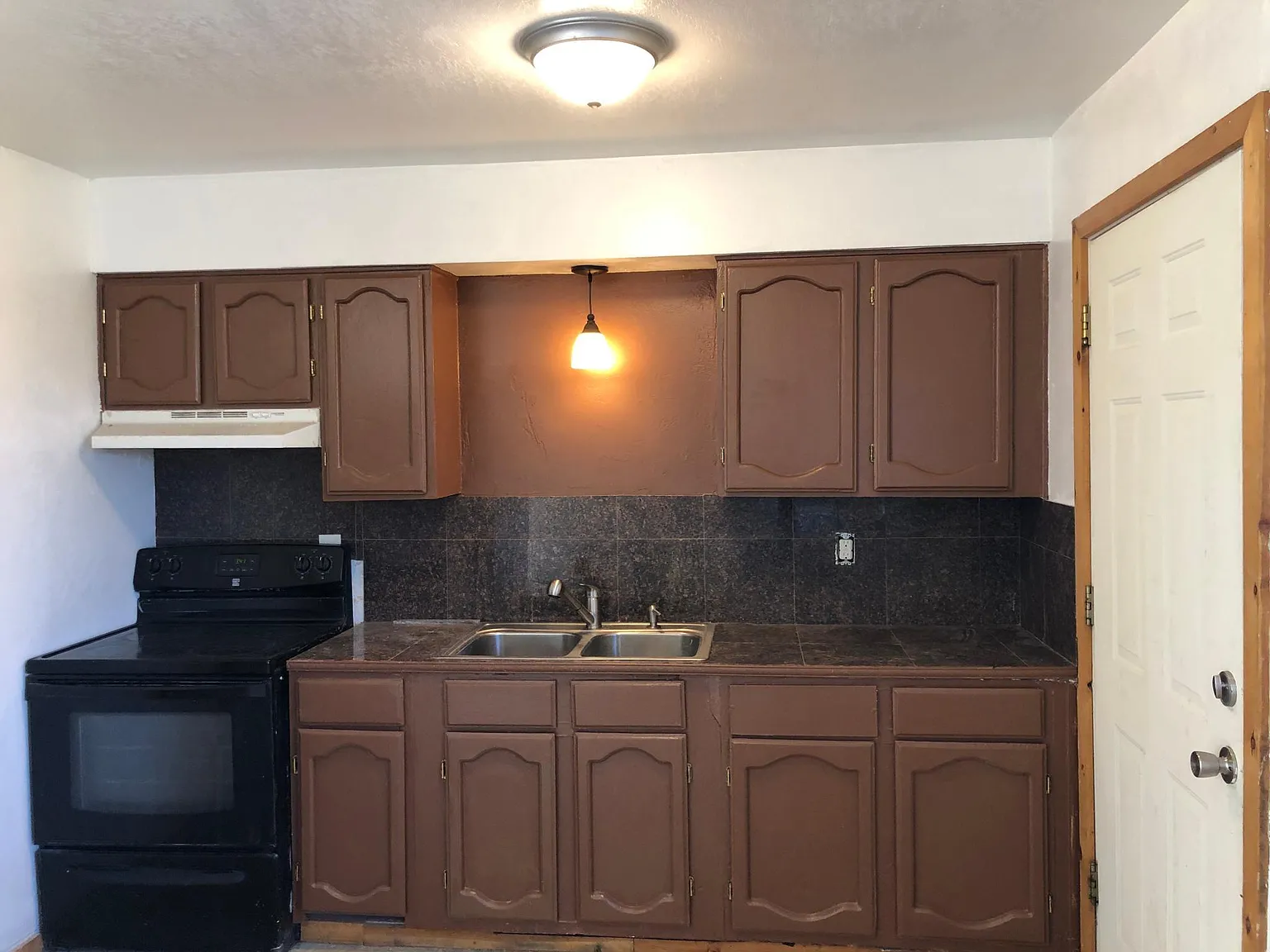 4423 E Bellevue St — Photo 3