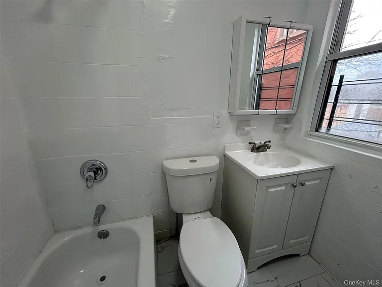 1819 Palisade Pl #1 — Photo 7