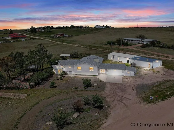 8012 Bobcat Rd, Cheyenne, WY 82009