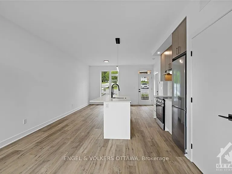 1260 Marenger St #H — Photo 4
