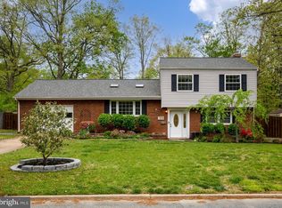 524 Laurel Ave, Fredericksburg, VA 22408