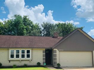 11902 Grapewood Dr, Houston, TX 77089