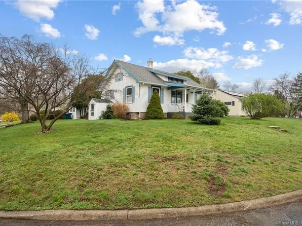 12 Wintergreen Drive, Waterford, CT 06375