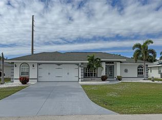 7417 S Seagrape Rd, Punta Gorda, FL 33955