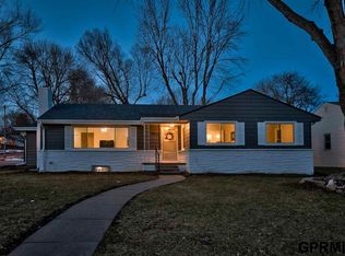 7432 Page St, Omaha, NE 68114
