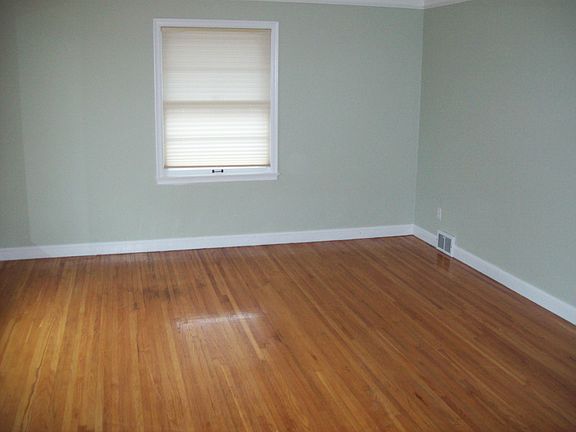 2511 glenwood ave_03052015