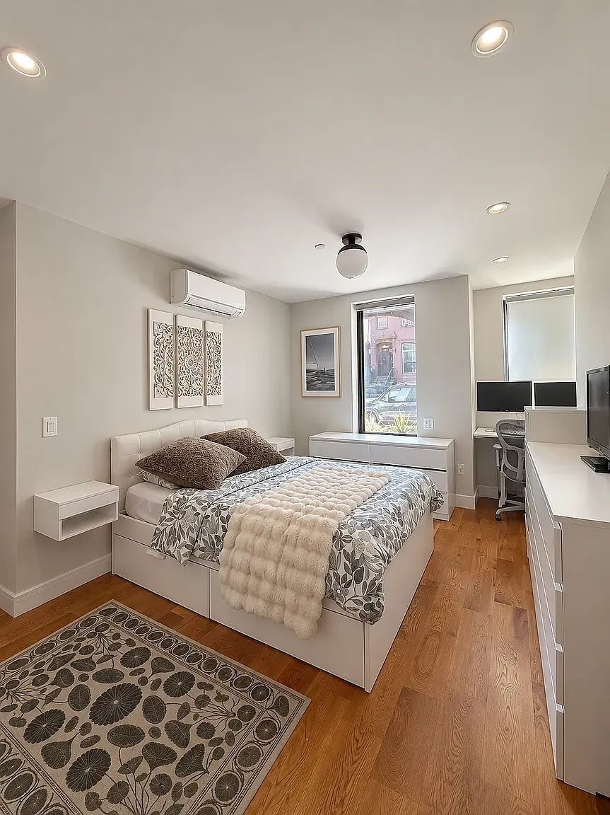 151 Quincy Street — Photo 4