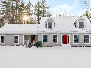 77 Washington Dr, Wakefield, NH 03830