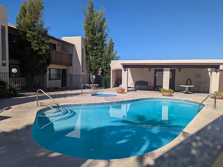 9420 E Speedway Blvd #15 — Photo 11