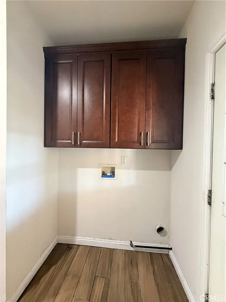 3 bed, 1200 sqft, $3,500 — Photo 4
