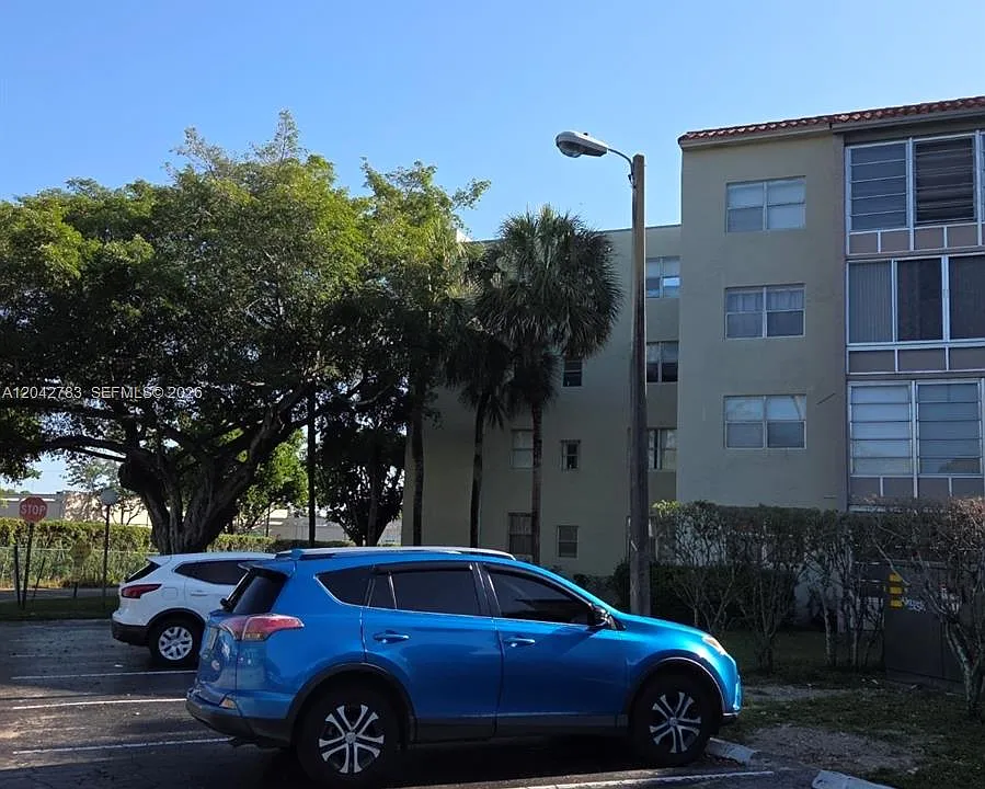 1800 SW 81st Ave #1417