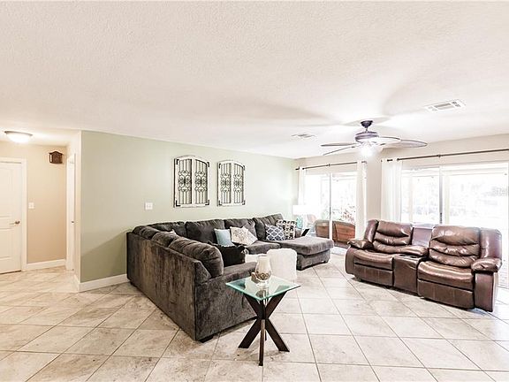5th image of 3121 Conway Blvd